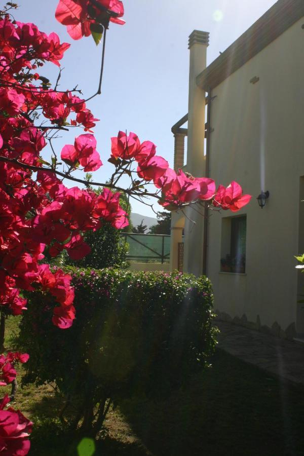 פלומיני די קווארטו Casa Vacanze Menta Fiorita מראה חיצוני תמונה